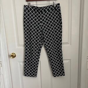 Nine West Navy Blue and White Patterned Capris
